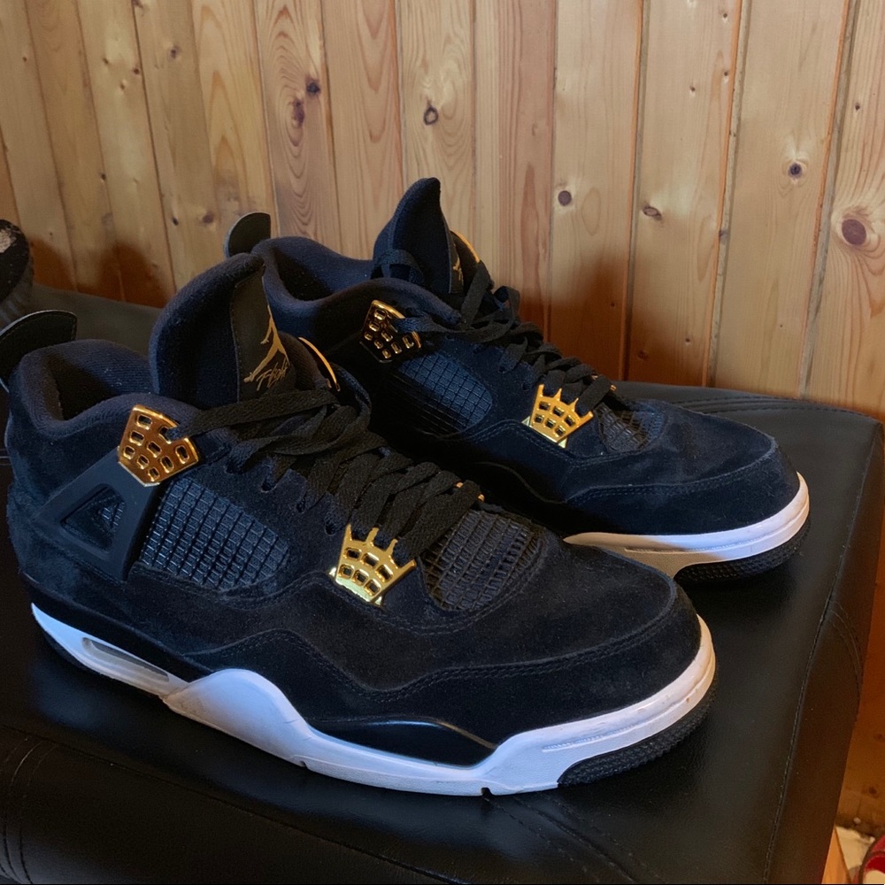 Jordan 4s Royalty